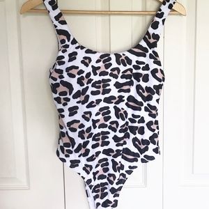 Leopard Print One Piece Swimsuit Sz Small